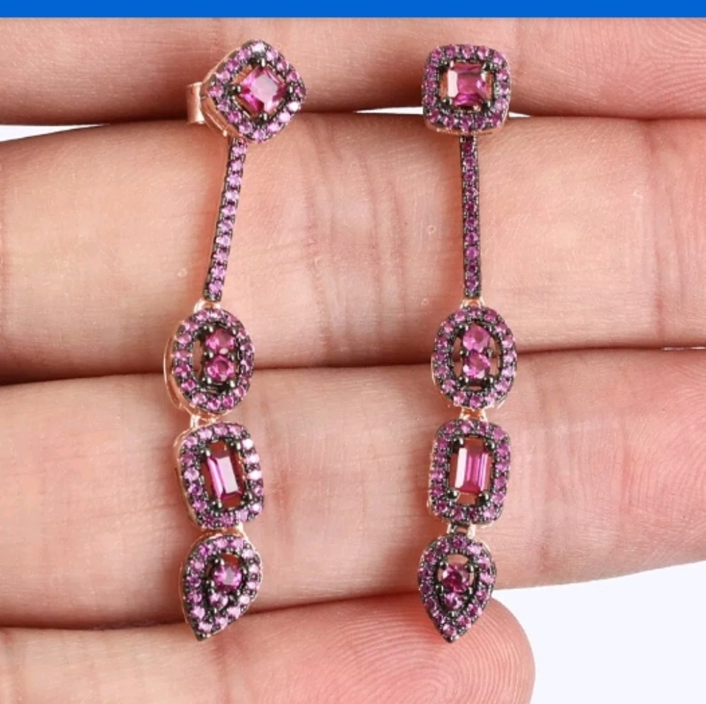 Dramatic ruby draped squares earrings - Picture 2 of 4